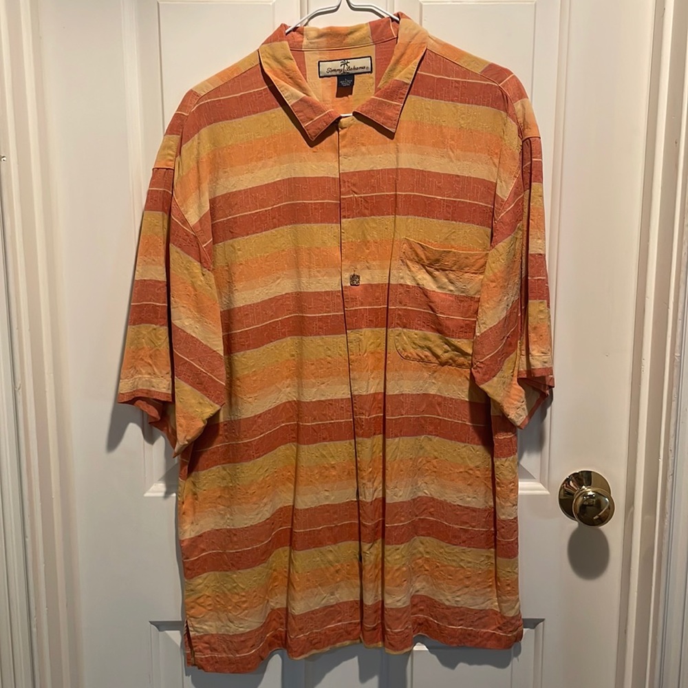 Mens large Tommy Bahama shirt